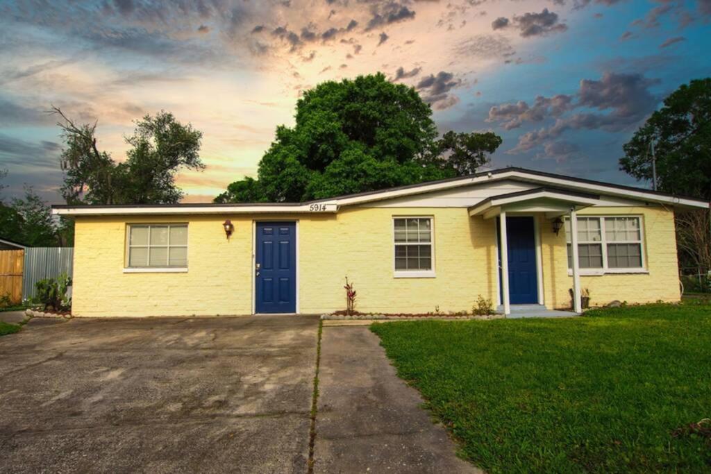 Spacious Family-Sized Home In Central Location Jacksonville Kültér fotó